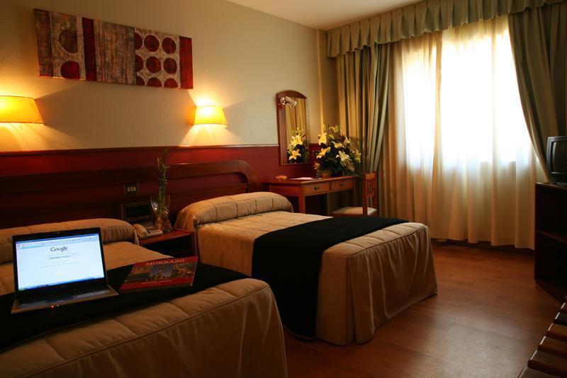 Hotel Airinos 3* Cangas do Morrazo Luaran gambar